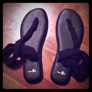 Sanuk Sling Sandals - Black